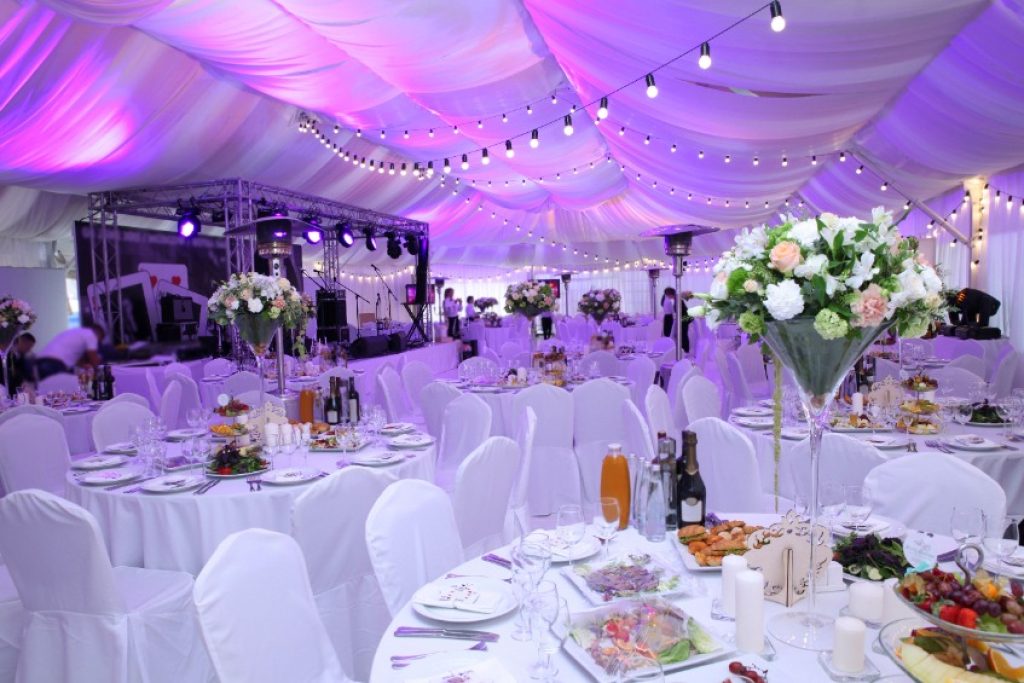 How to start an event venue busines